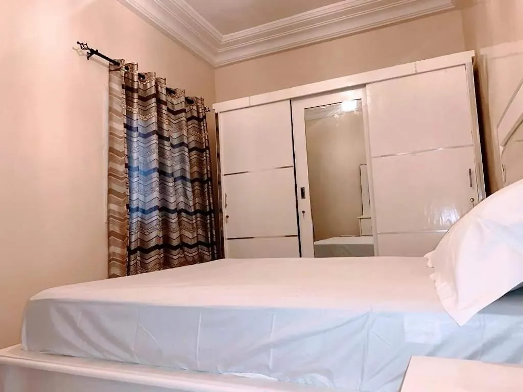 Appartement De Reve. Dakar 0*,